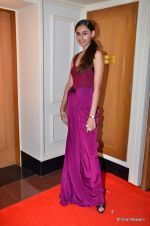 at Vogue_s 5th Anniversary bash in Trident, Mumbai on 22nd Sept 2012 (302).JPG